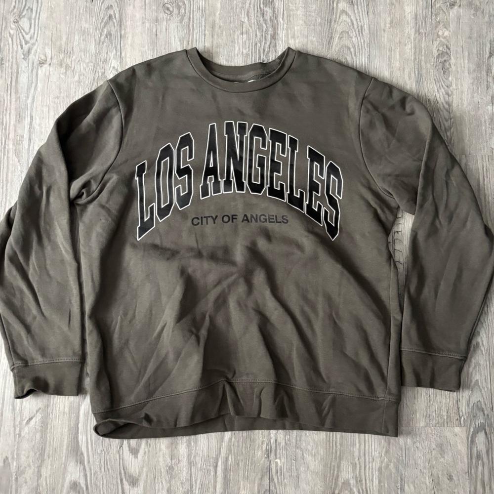 men’s long sleeve pacsun crewneck los angeles medium